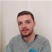 Neolaureato in economia aziendale impartisce lezioni di ripetizione di spagnolo per scuola superiore